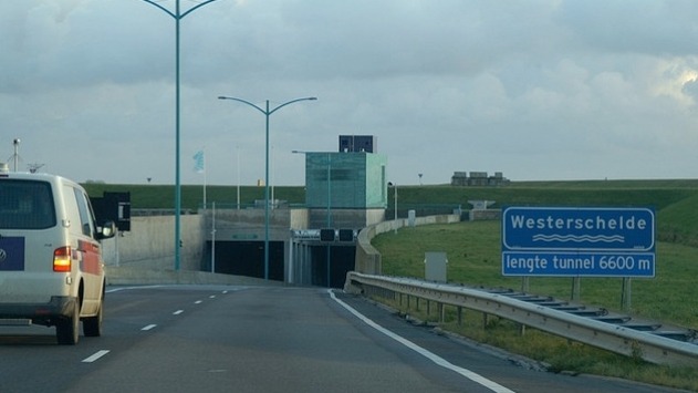 Westerscheldetunnel accepteert American Express creditcards1